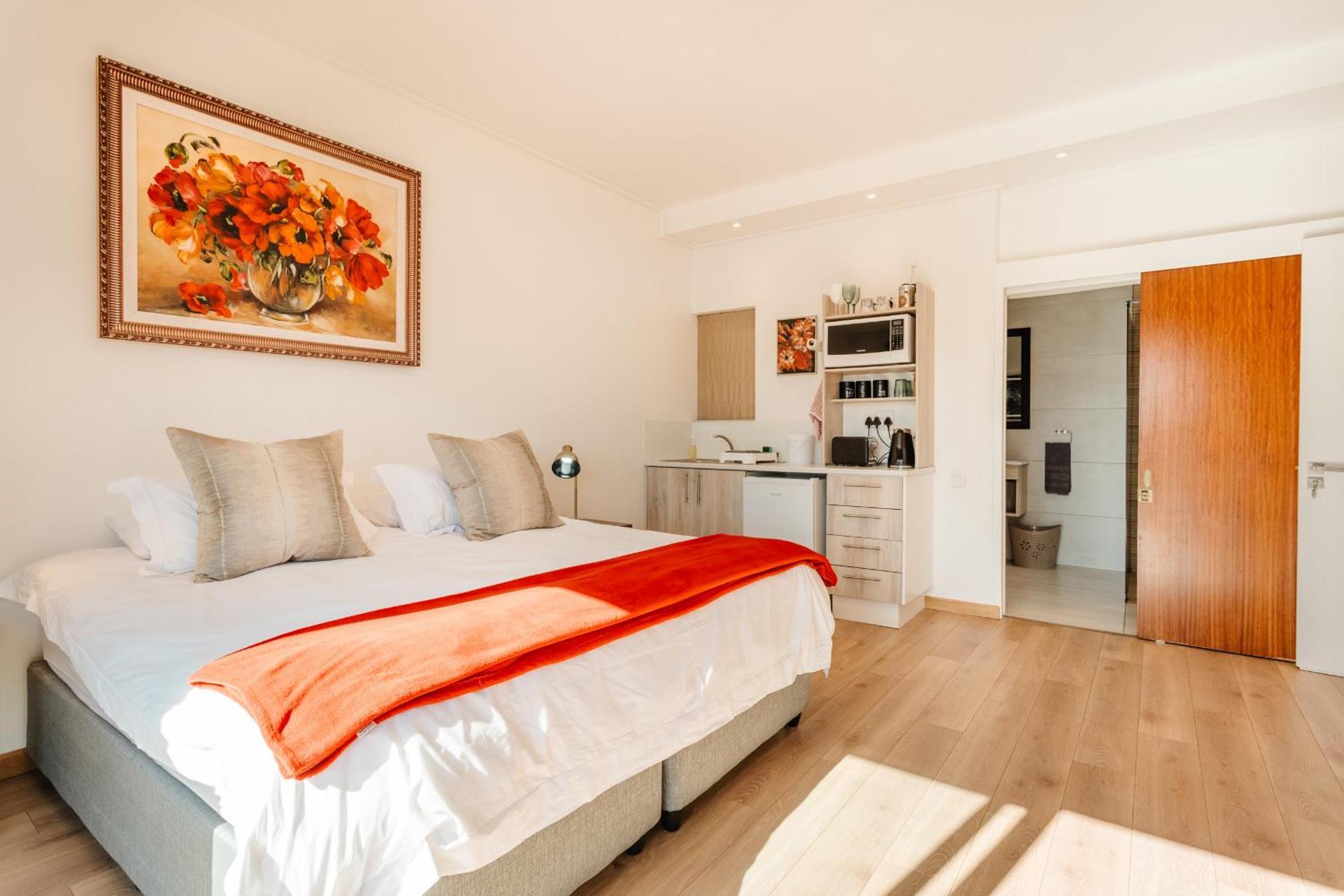 Vlei Cove Guesthouse Cape Town Exterior photo